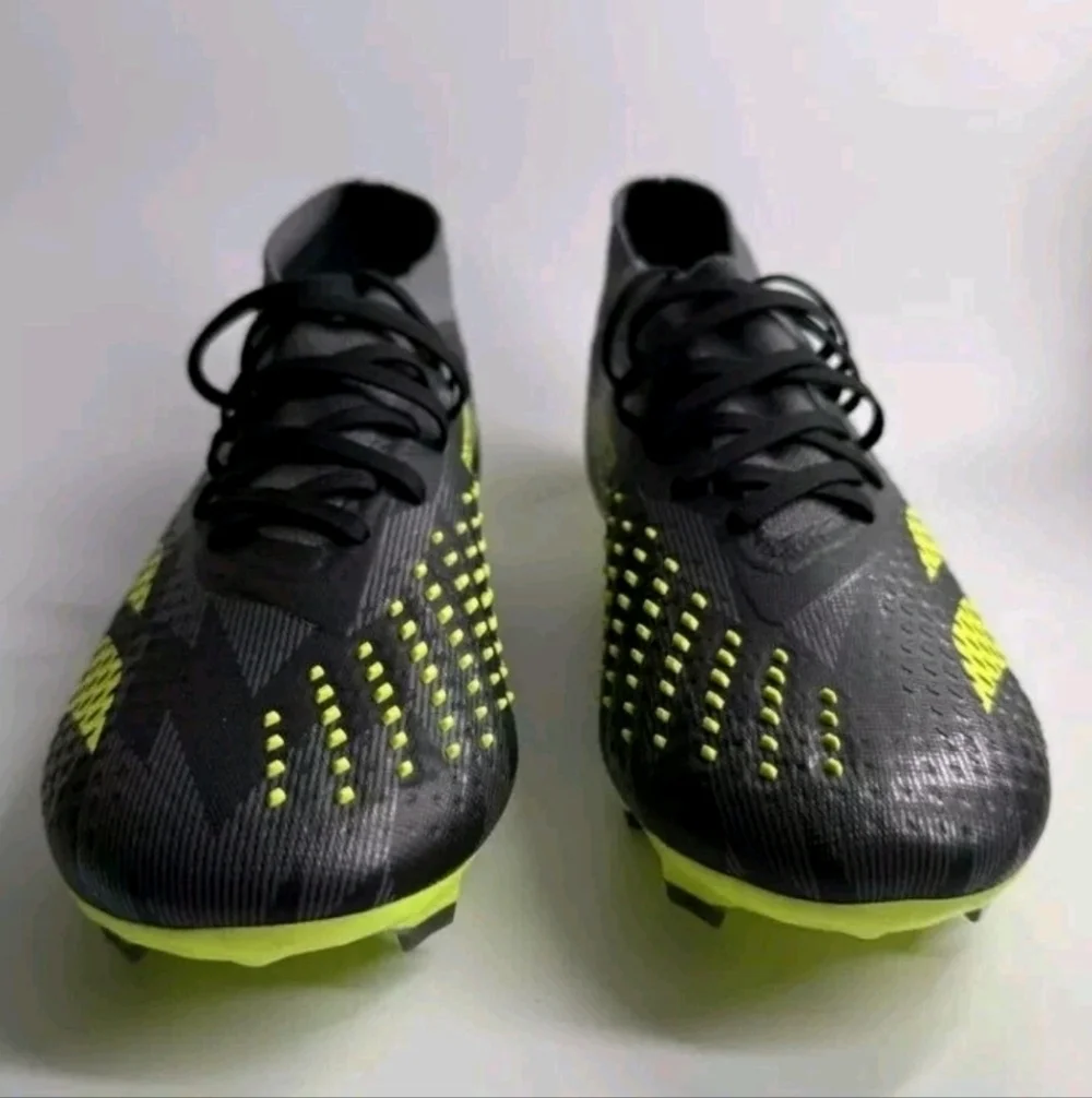 adidas Men 13 PREDATOR ACCURACY.2 FIRM GROUND SOCCER CLEATS Black/Yellow IG0781